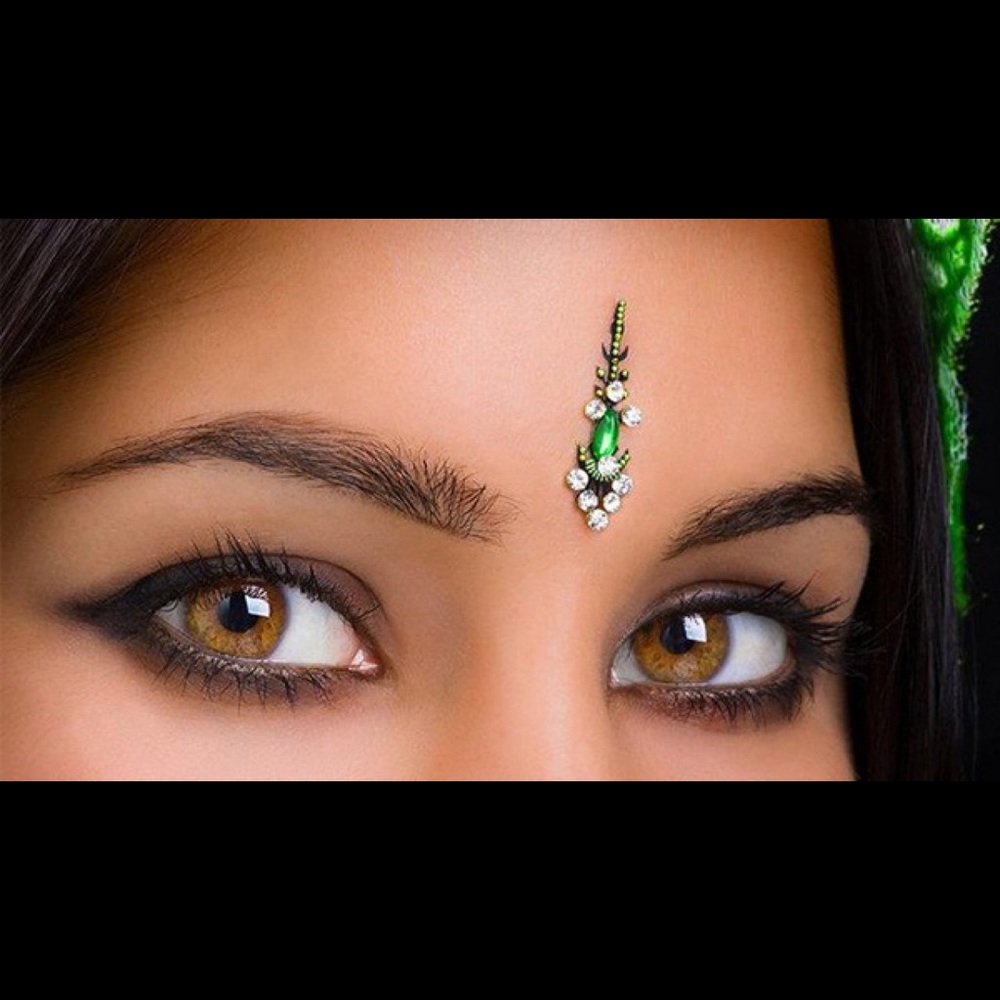 7 Beautiful Long forehead Bindis in Multi-Colors - Picture 4 of 6